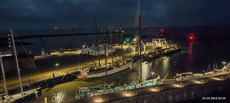Foto van Reddingsboot van Harlingen