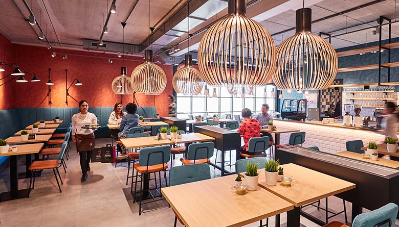 Foto van Lunchroom Aan tafel