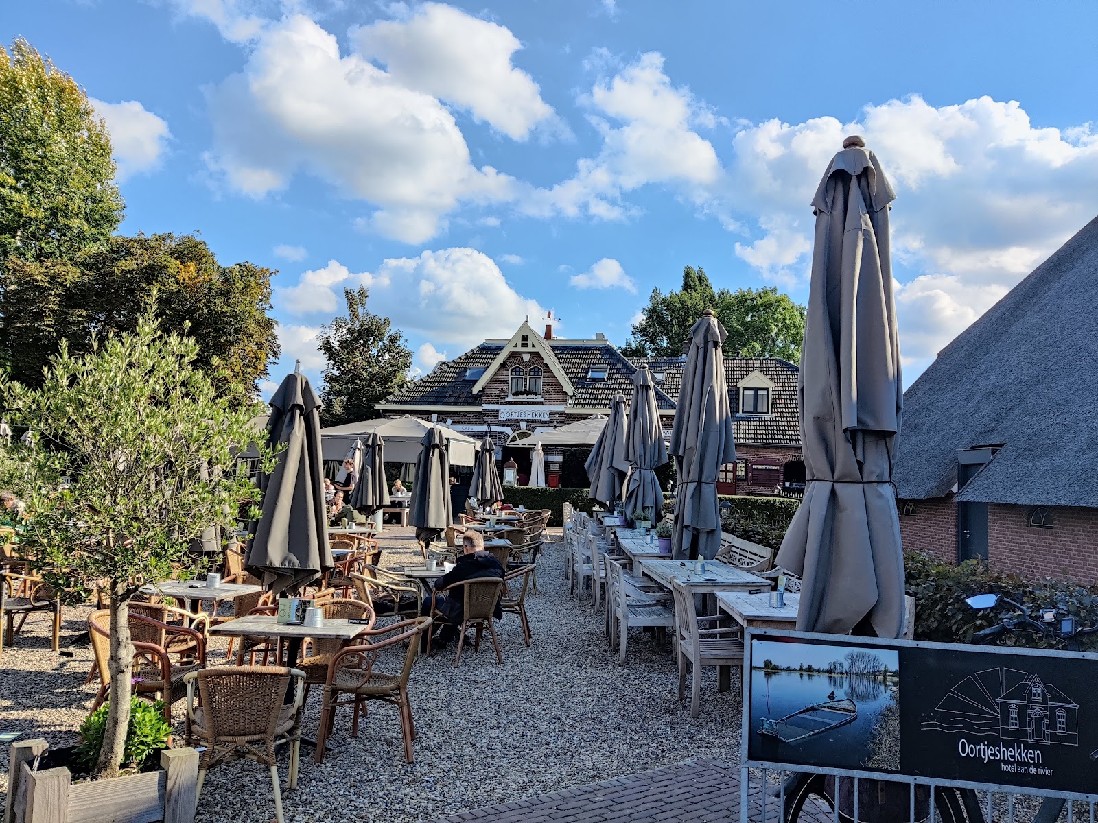 Foto van Oortjeshekken Hotel Restaurant Huiskamercafé