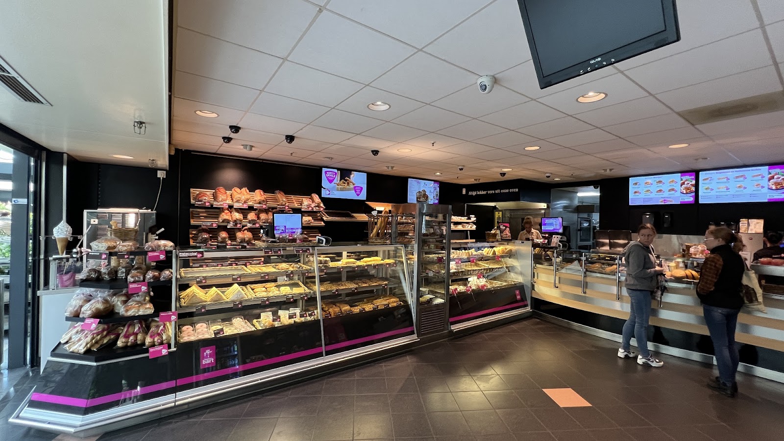 Foto van Bakker Bart Duiven belegde broodjes & meer