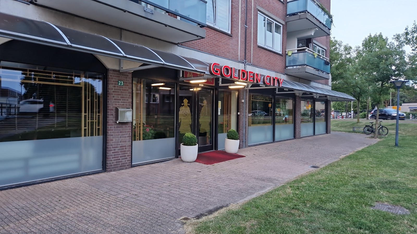 Foto van Golden City