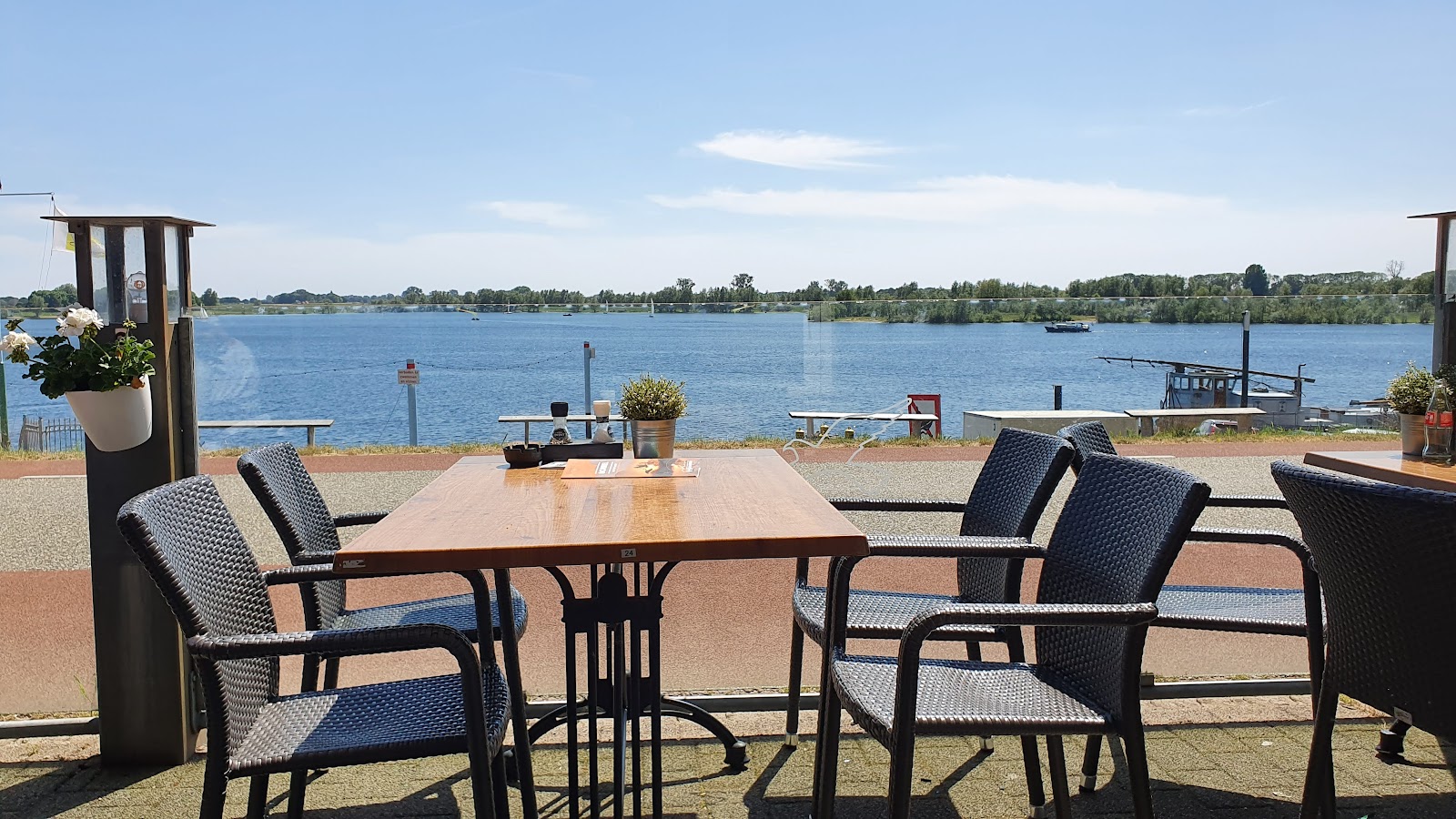 Foto van Hotel Restaurant Zalen Hoogeerd