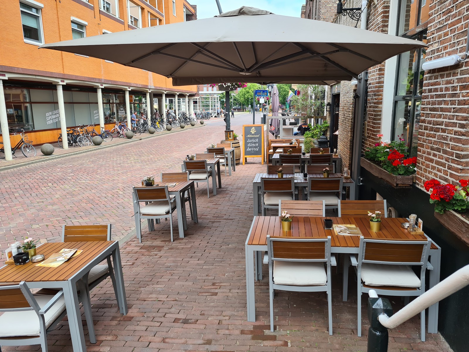 Foto van De Admiraal | Bar & BBQ