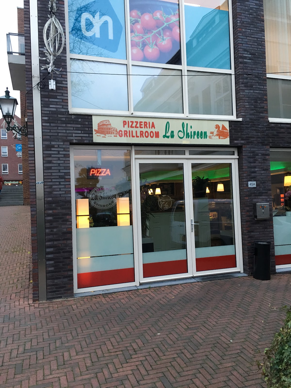 Foto van La Shireen