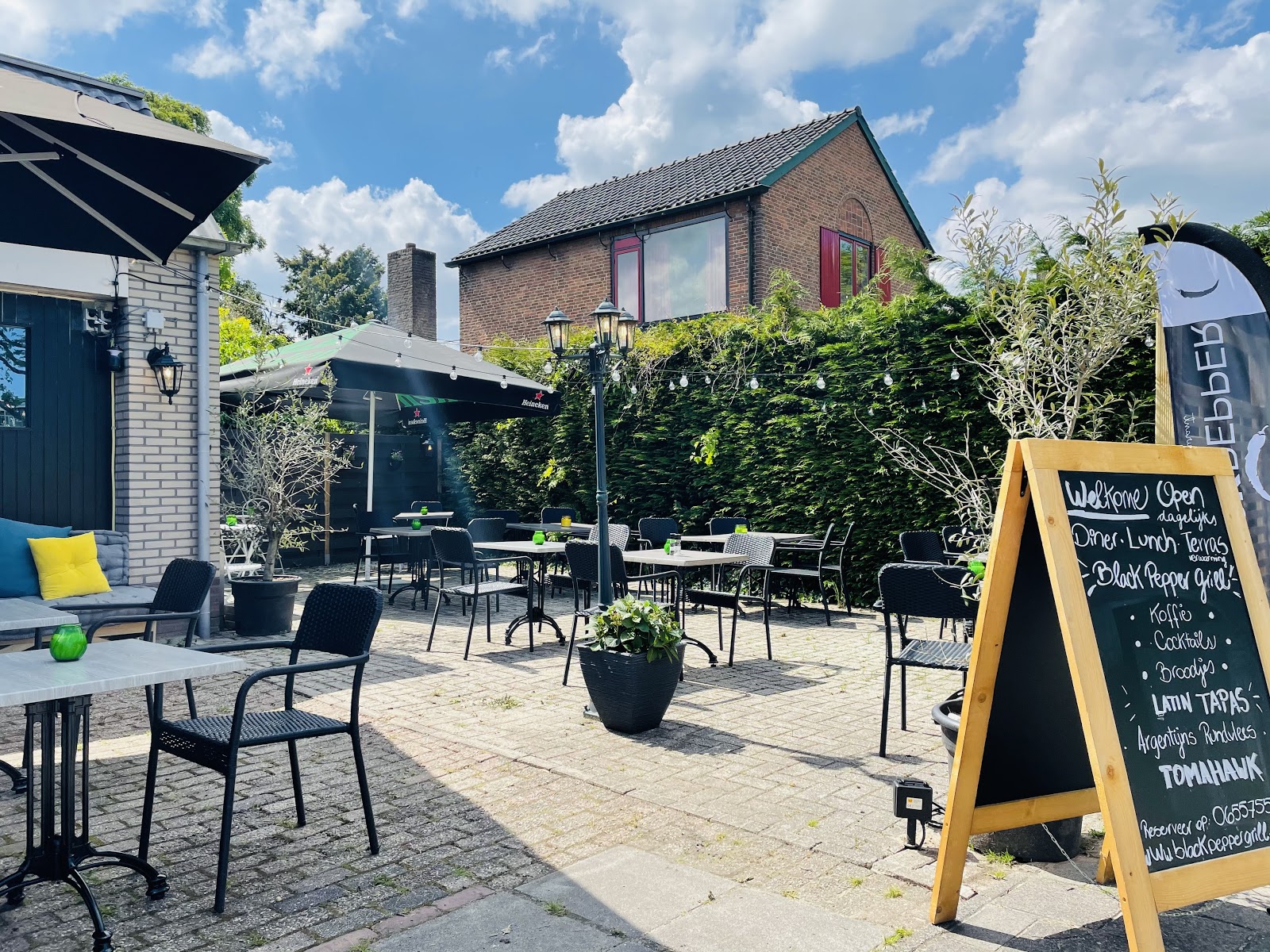 Foto van Black Pepper Grill Restaurant