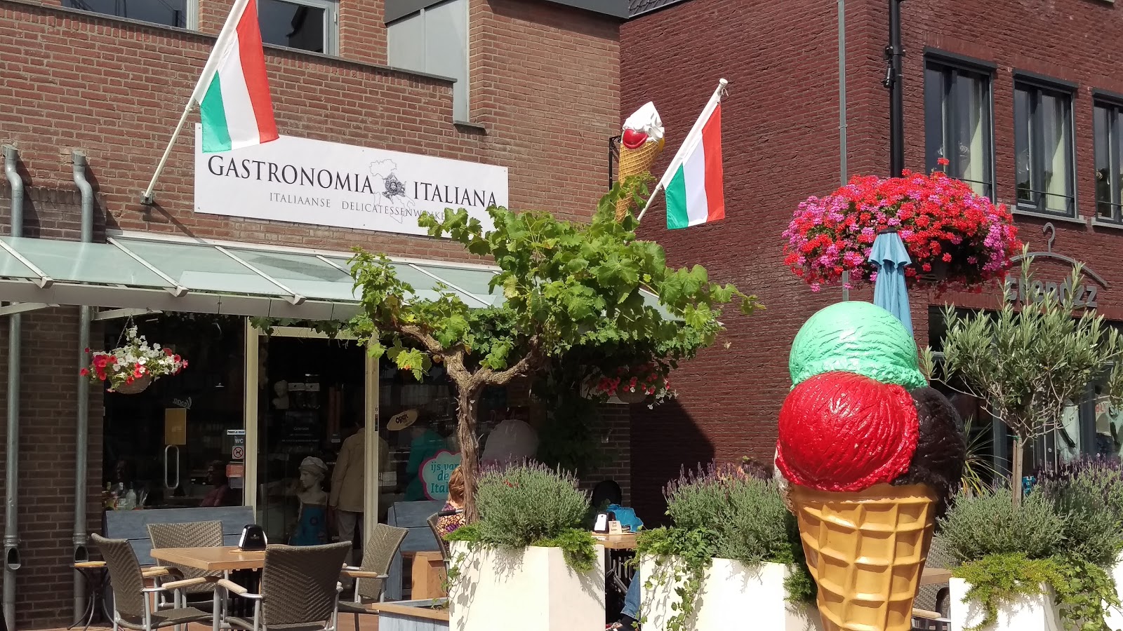 Foto van Gastronomia Italiana di Gaetano & Yulita Mercurio
