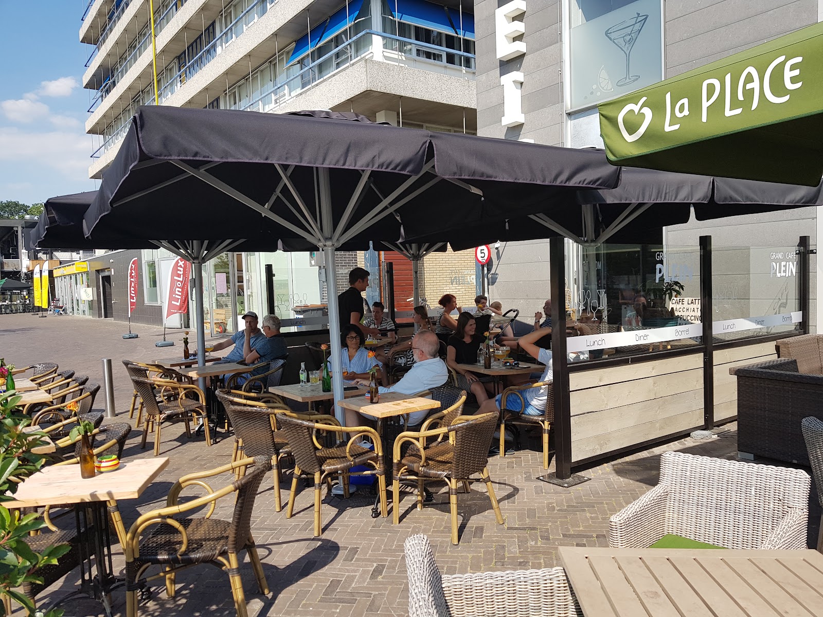 Foto van Grand Café Plein