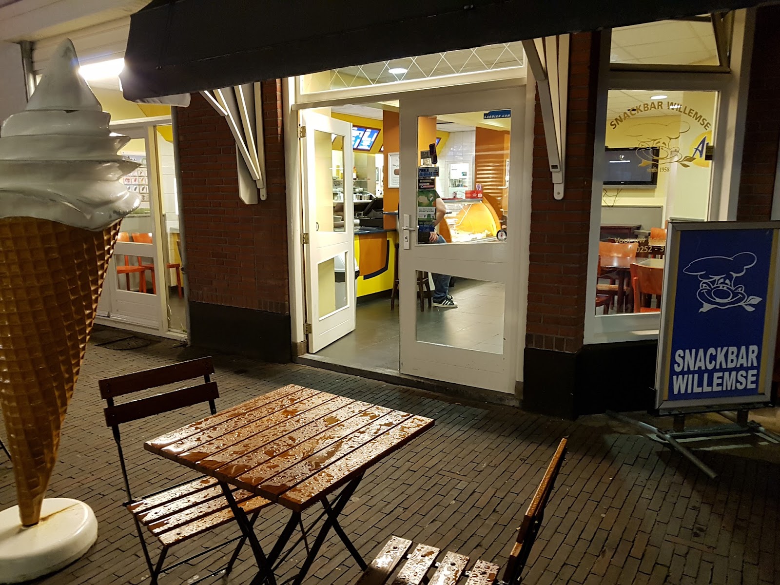Foto van Snackbar Willemse