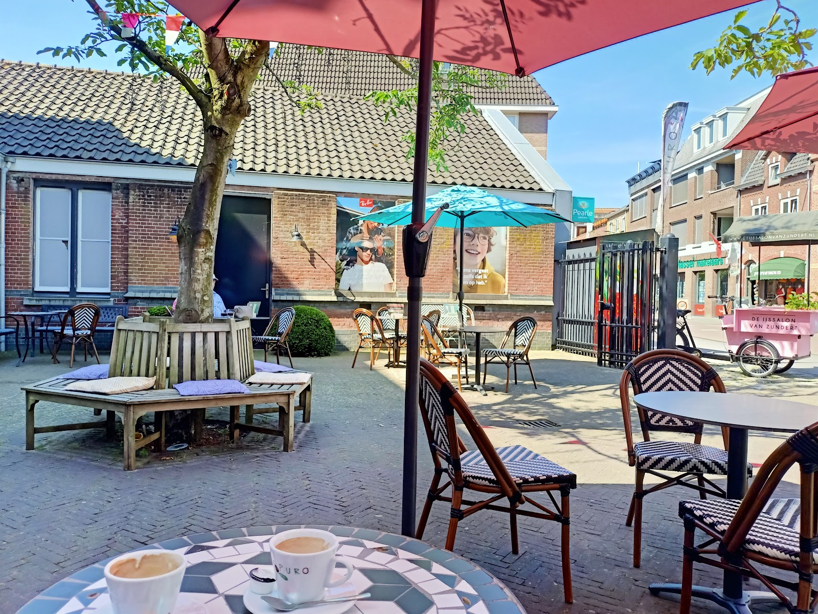 Foto van De ijssalon van Zundert