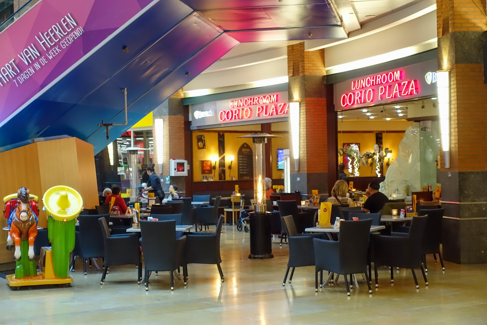 Foto van Lunchroom Corio Plaza