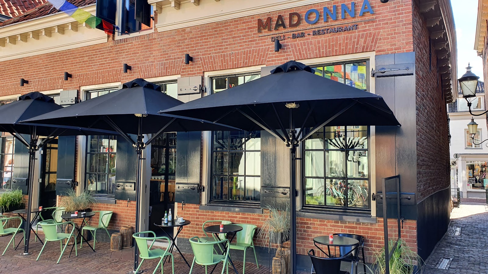 Foto van MADONNA | deli - bar - restaurant