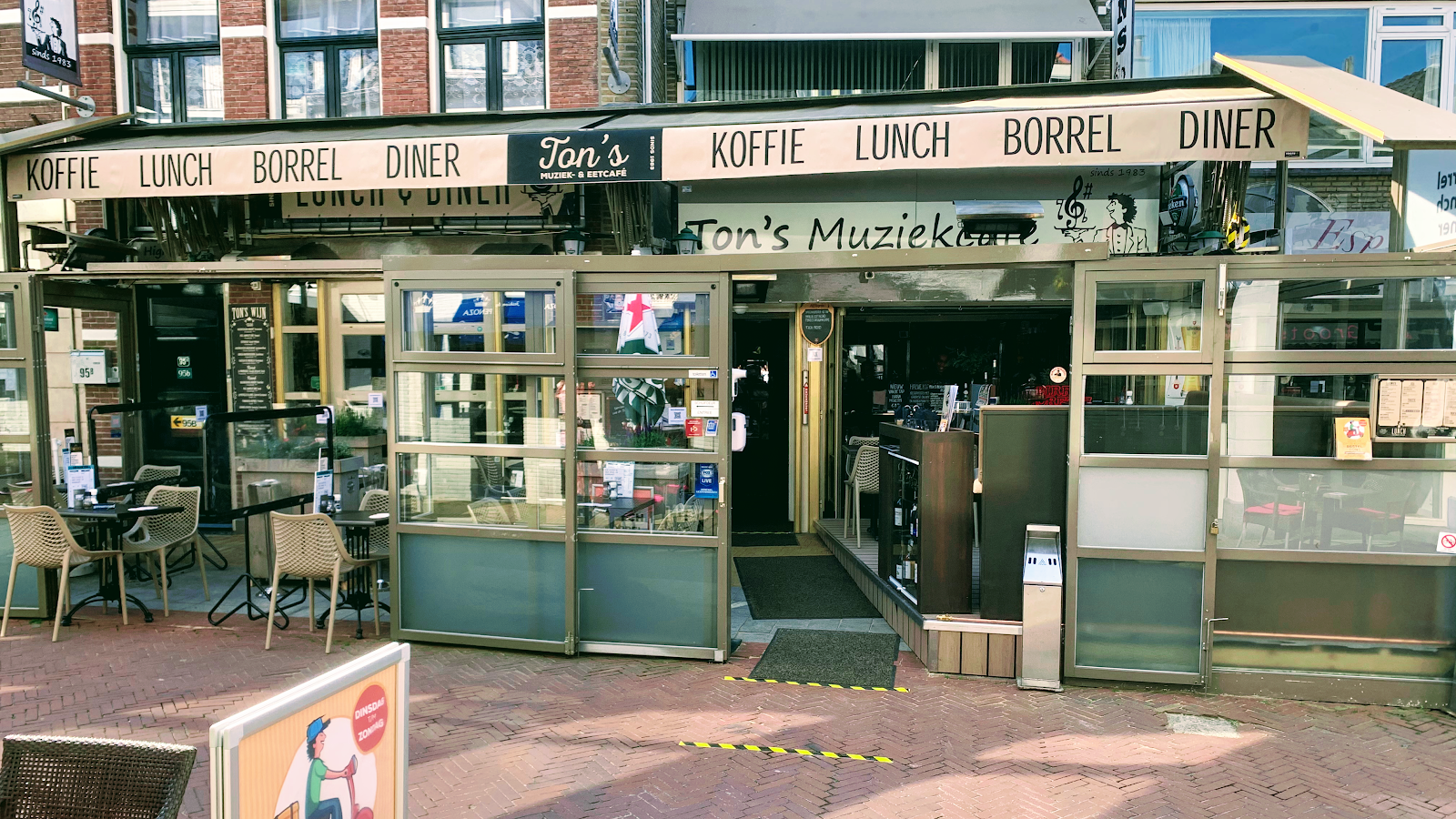 Foto van Ton's Muziek-Eetcafé Restaurant Rijswijk