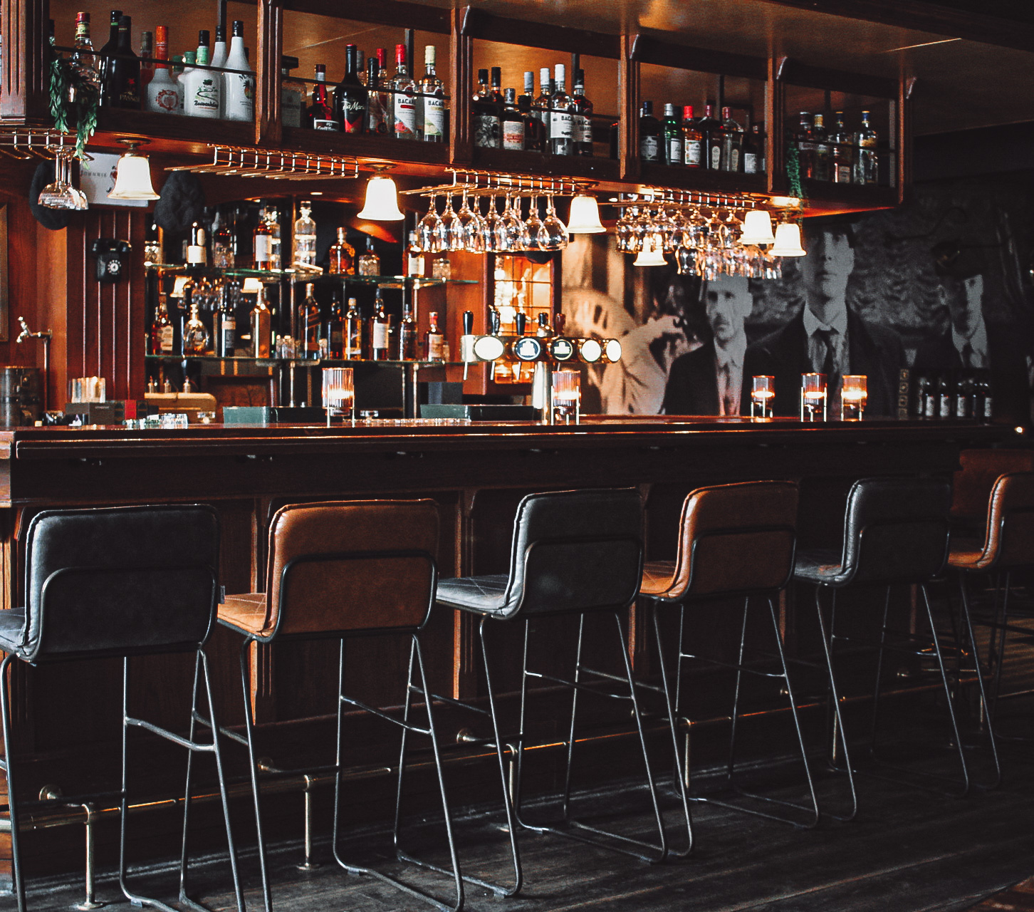 Foto van The Old Fashioned Cocktails & Bites