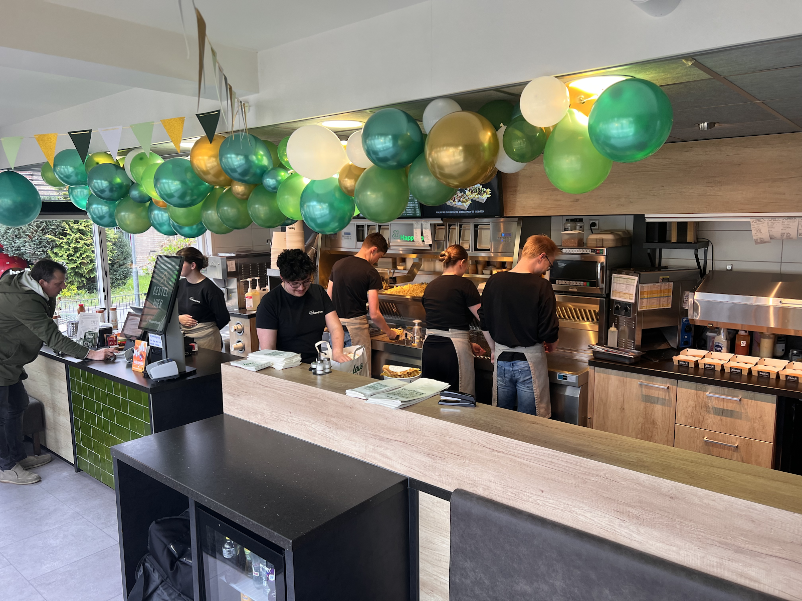 Foto van Cafetaria HappyFood