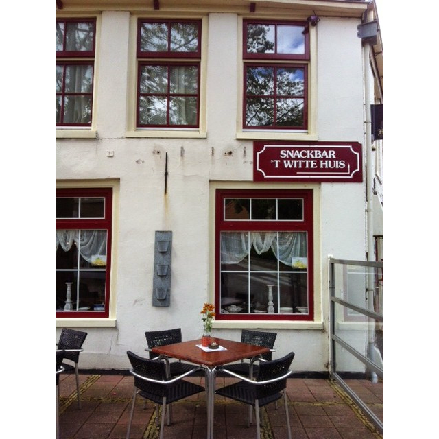 Foto van Snackbar Het Witte Huis