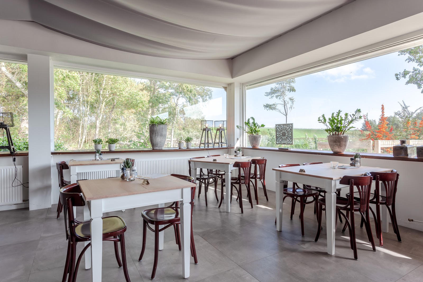 Foto van HarTeluk hotel-restaurant Afsluitdijk Zurich