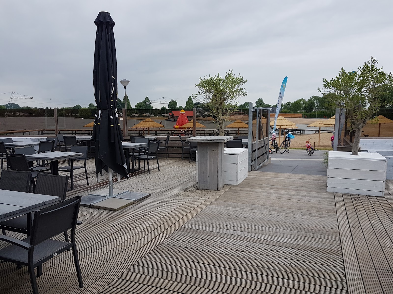 Foto van BetuweStrand Boulevard