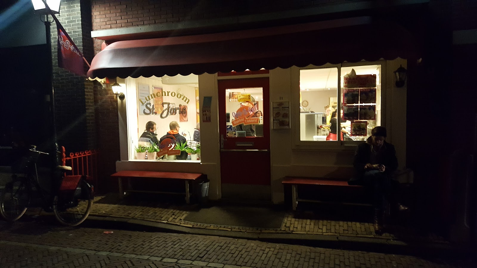 Foto van Cafetaria Sint Joris VERSE friet