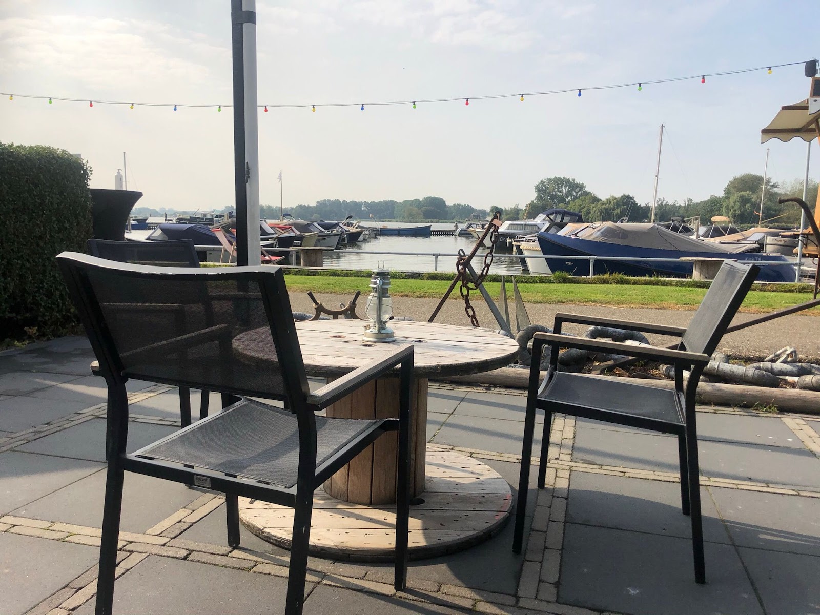 Foto van Eetcafé & Terras “DOCK OF THE BAY"