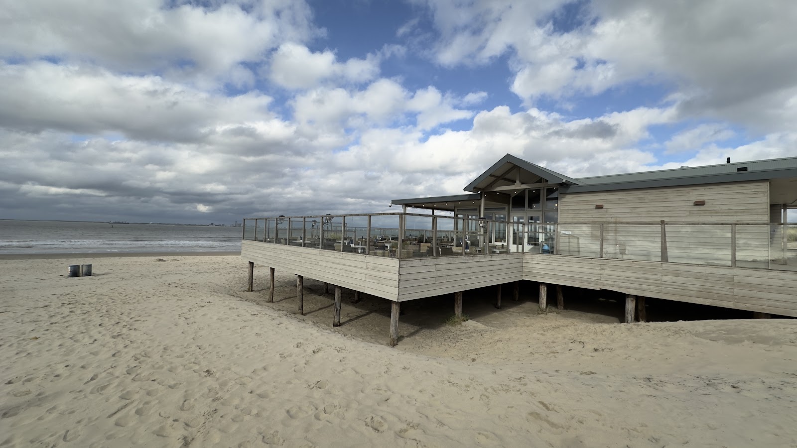Foto van Strandpaviljoen 't Halve Maentje