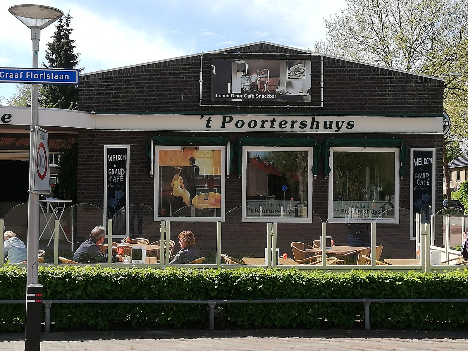 Foto van Café - Restaurant 't Poortershuys - Lekker uit eten in Creil