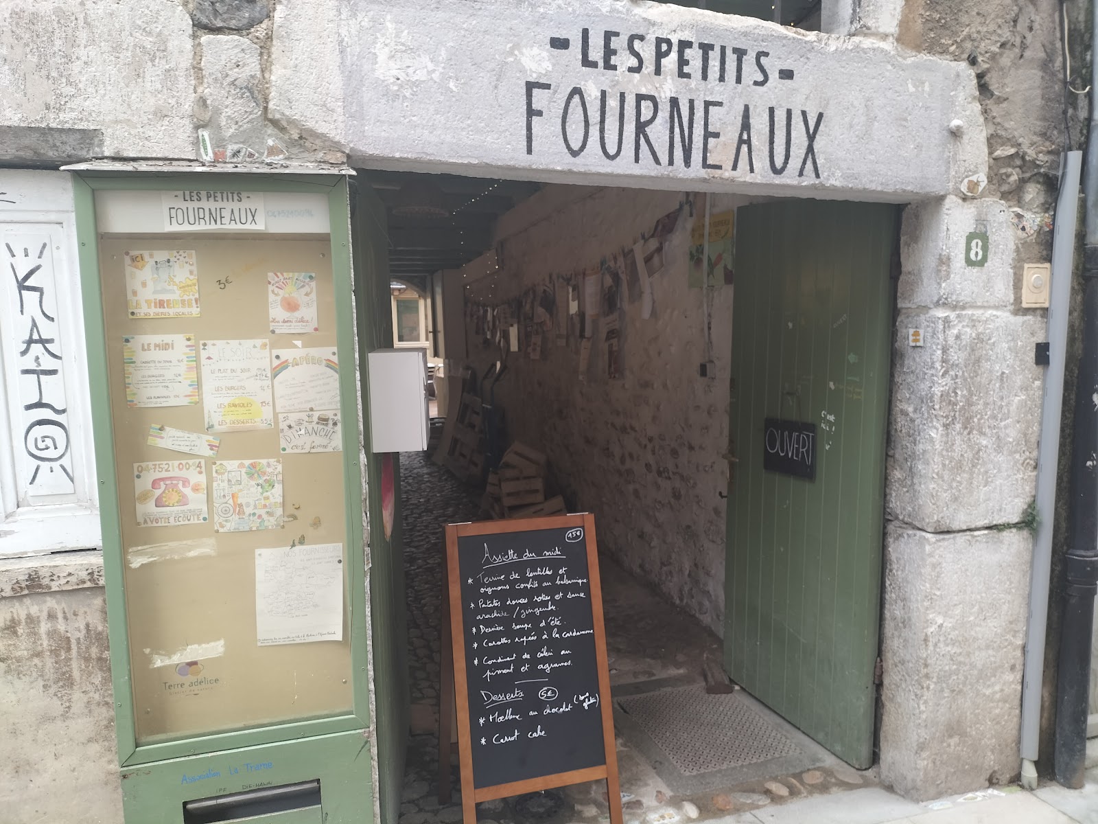 Foto van Les petits fourneaux