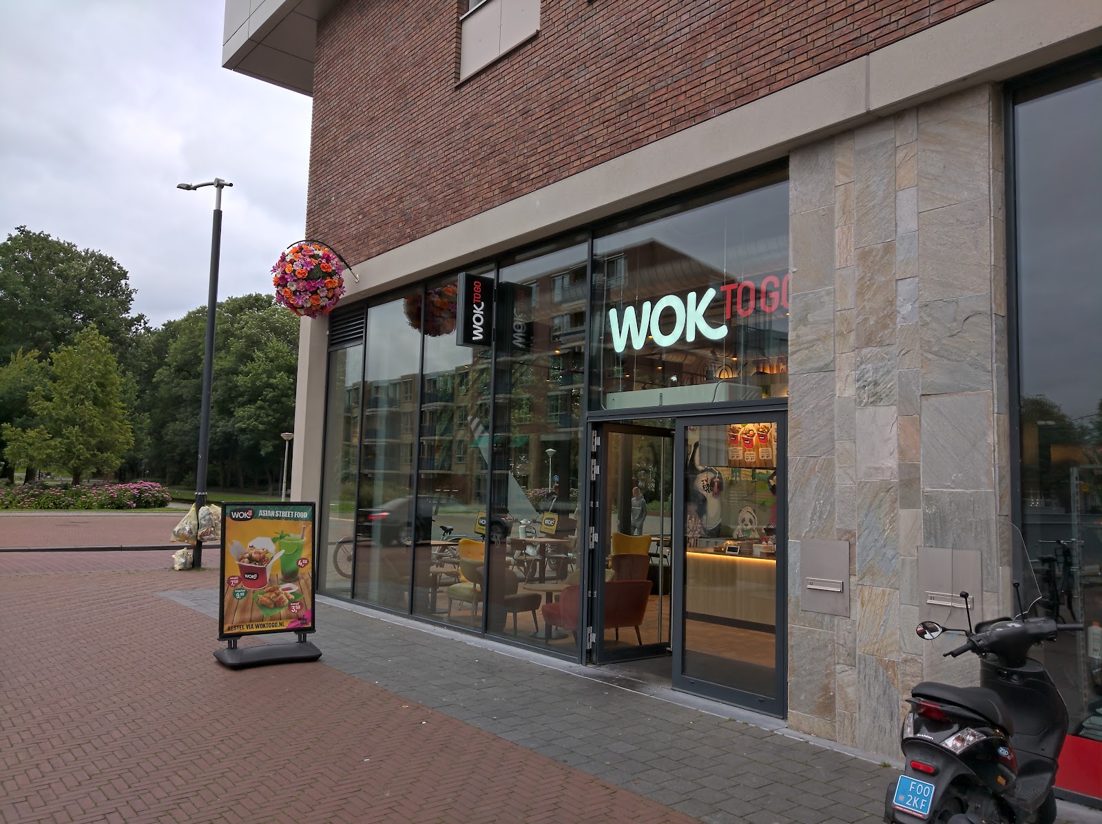 Foto van Wok To Go Drachten | Asian Restaurant | Aziatische Gerechten | Eat-in | Take-away & Delivery