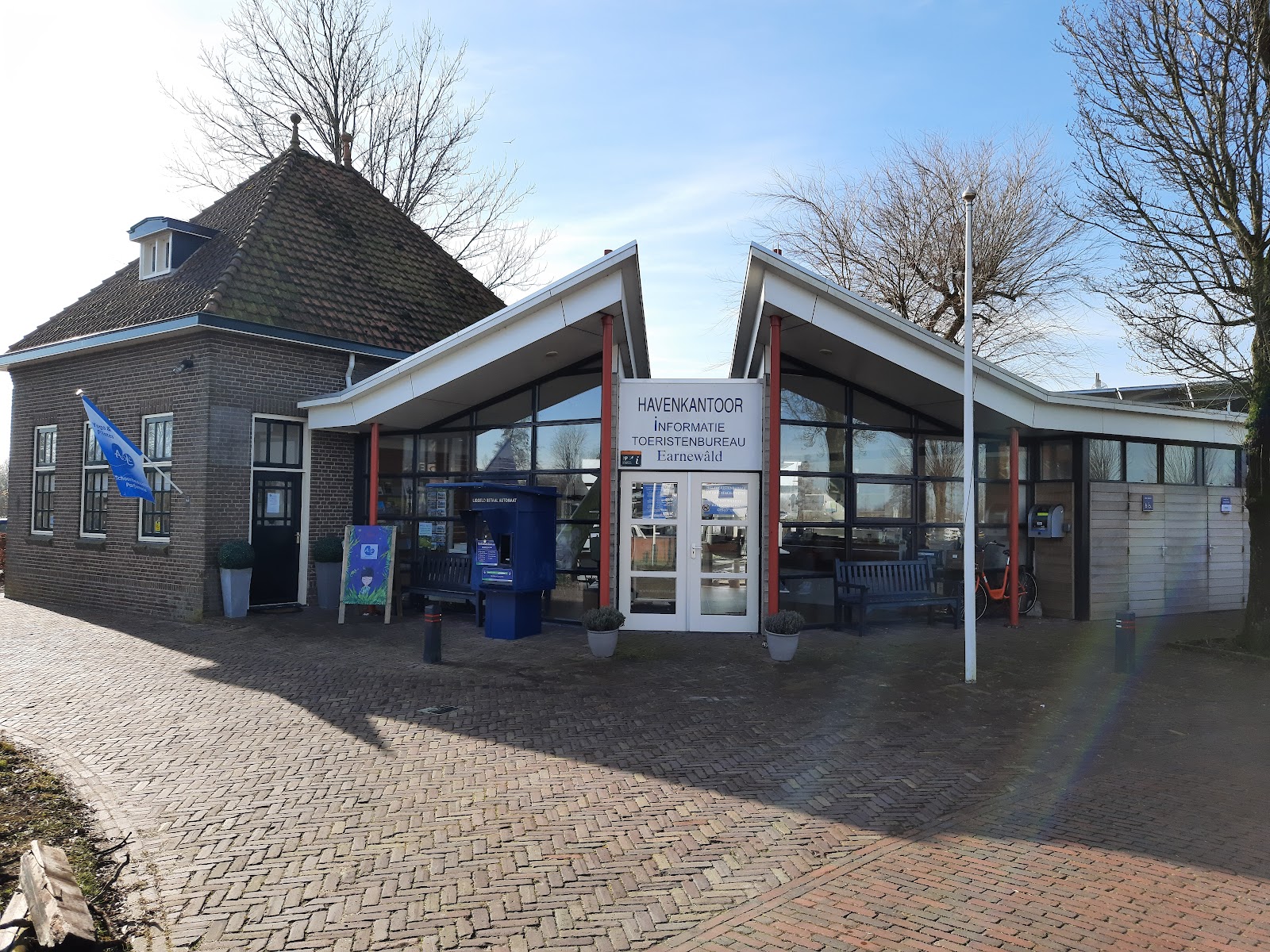 Foto van Toeristenbureau Earnewald