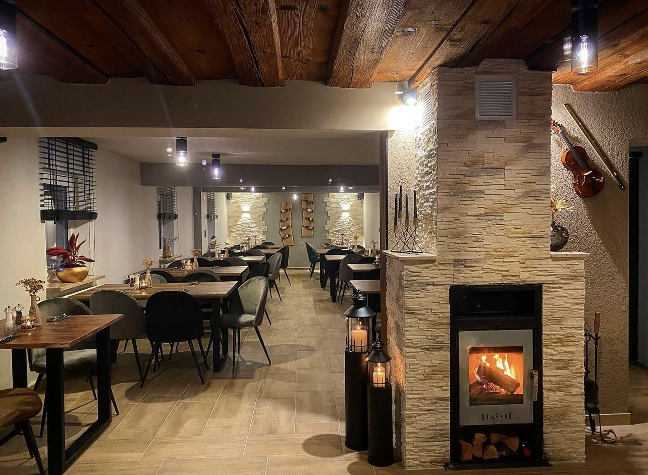 Foto van ELL-INON Restaurant