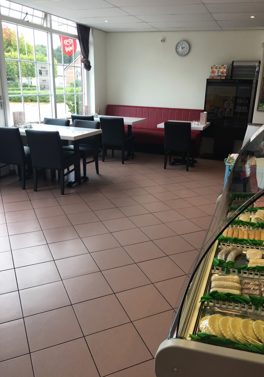 Foto van Cafetaria de Snacknees
