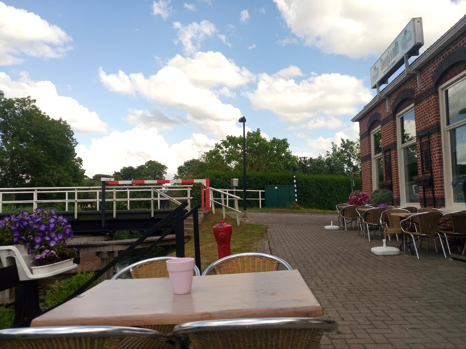 Foto van Cafetaria de Brug