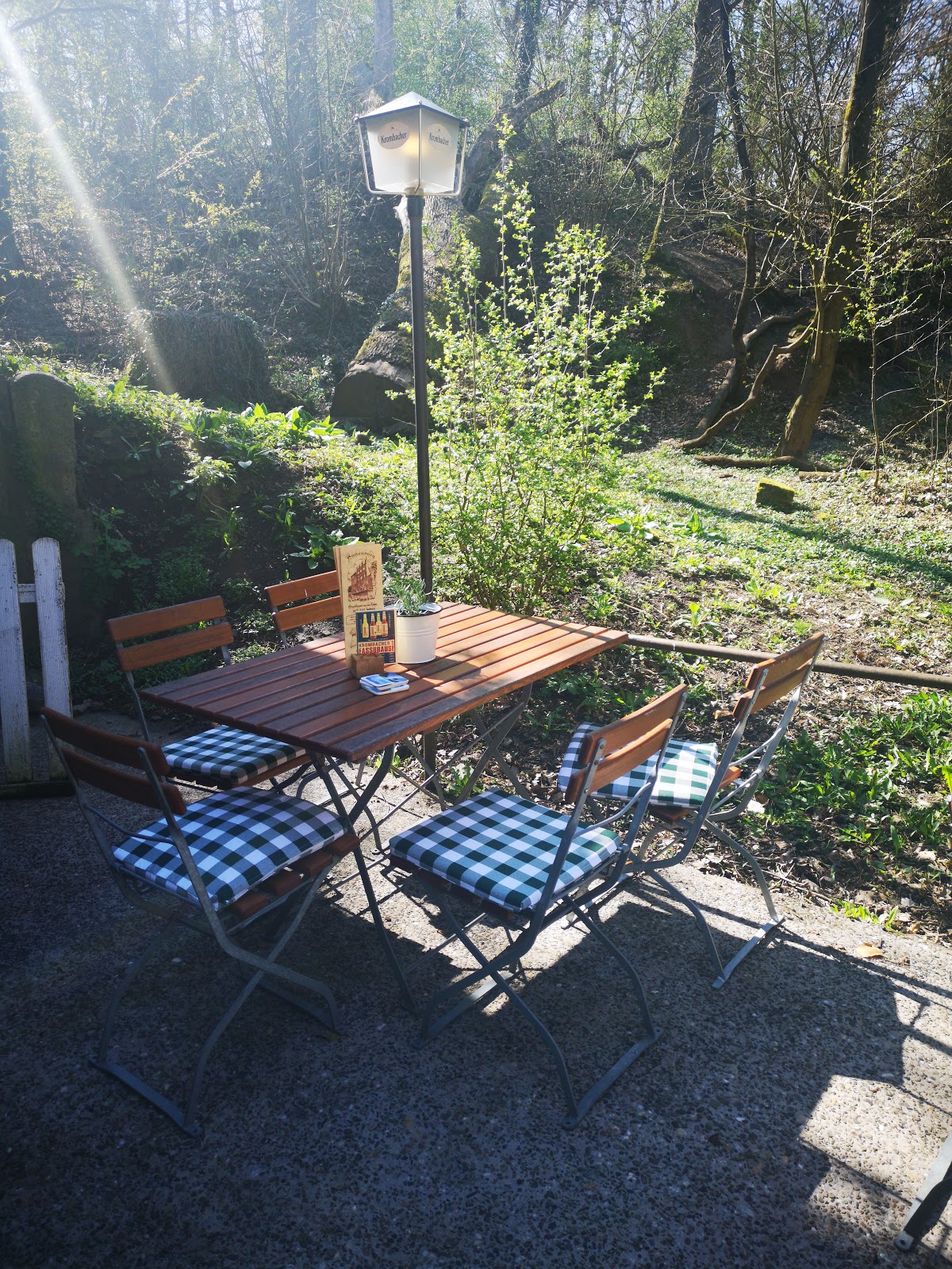 Foto van Gaststätte Badenburg Ritterkeller