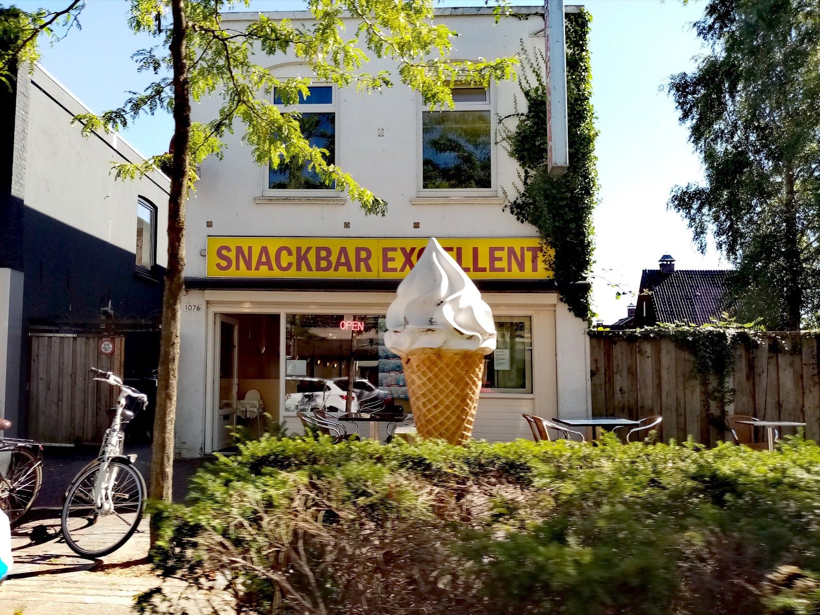 Foto van Snackbar Excellent