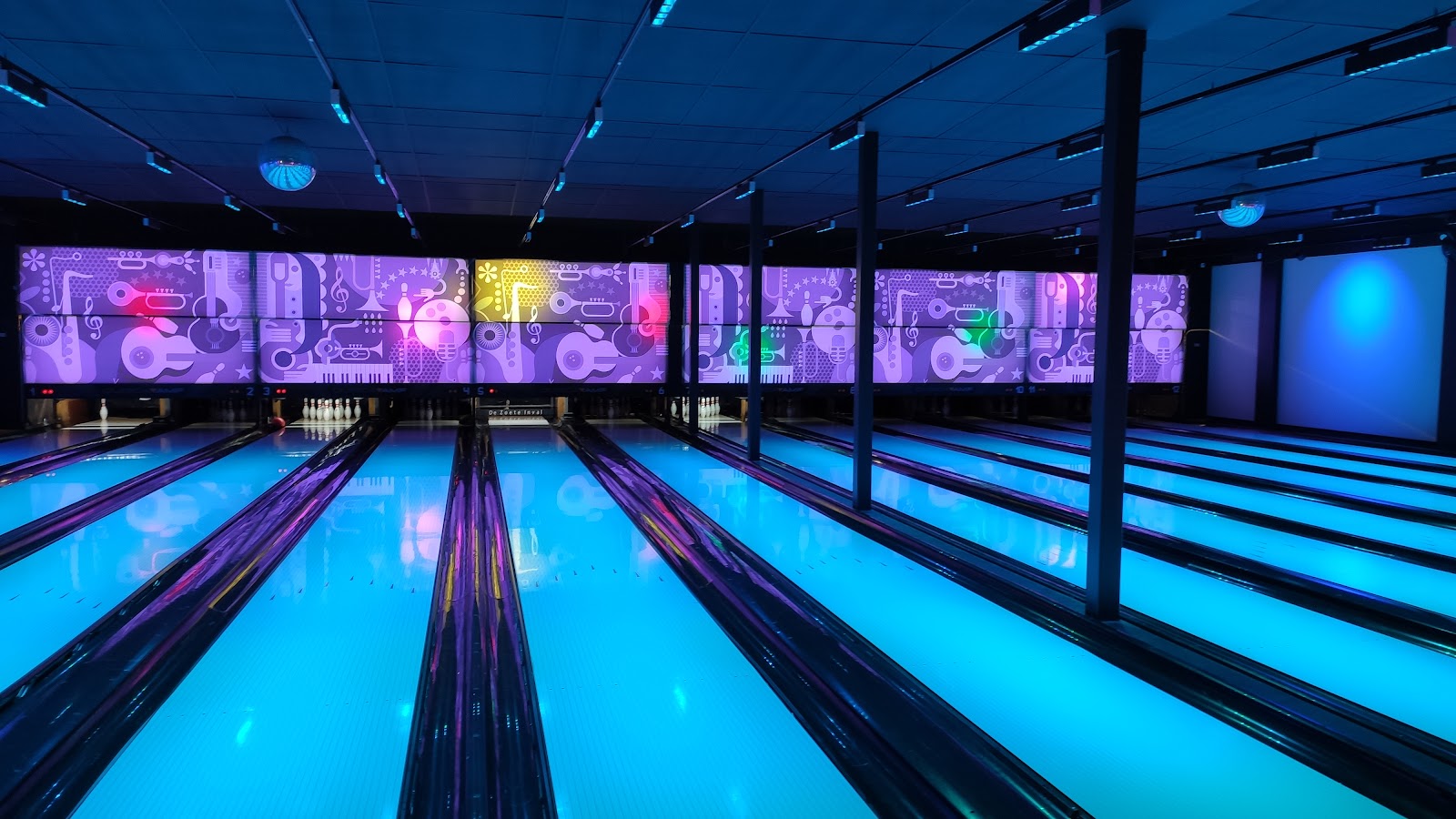Foto van Bowling Vereniging Haarlemmerliede
