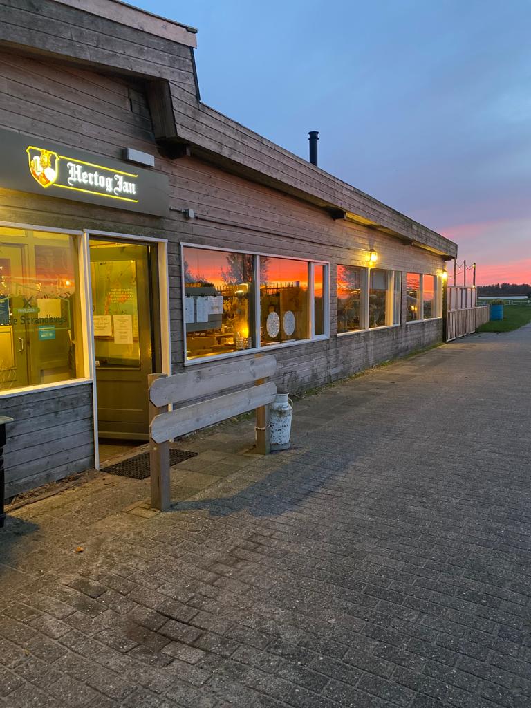 Foto van Strandpaviljoen 't oude strandhuys Workum