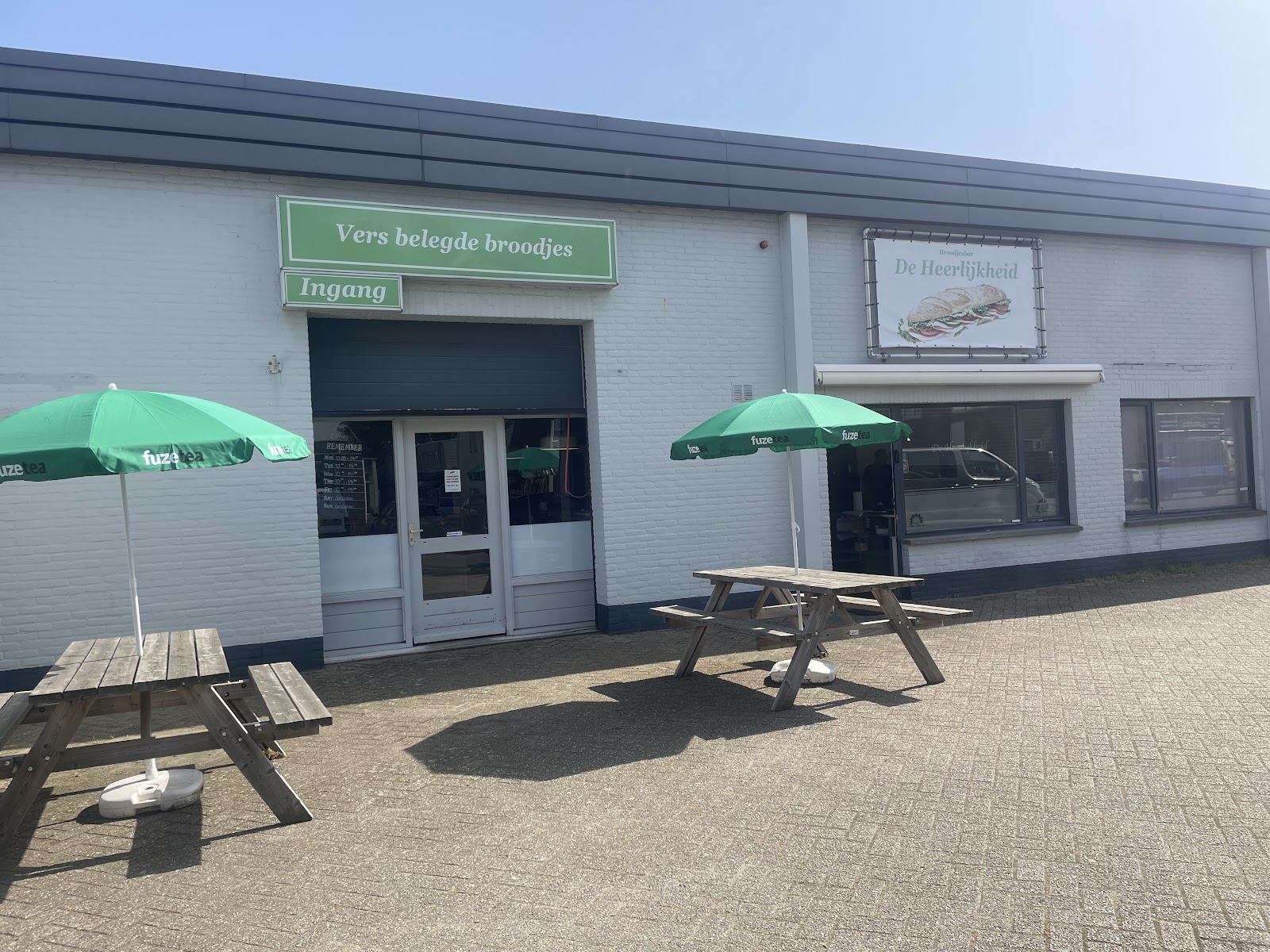 Foto van Broodjes Bar De Heerlijkheid