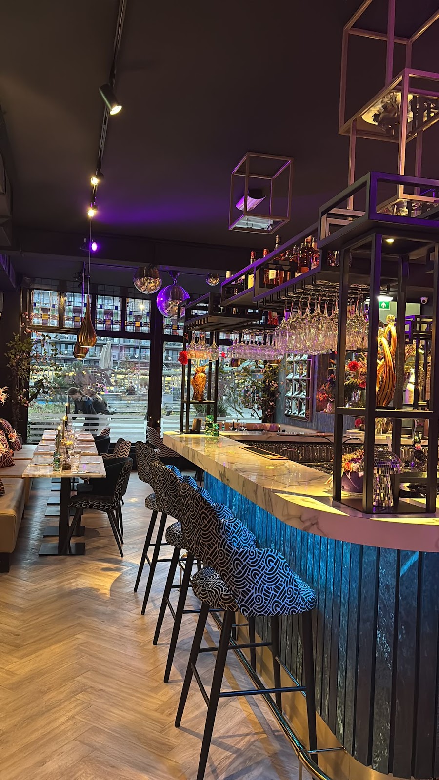 Foto van Bar - Restaurant Frans