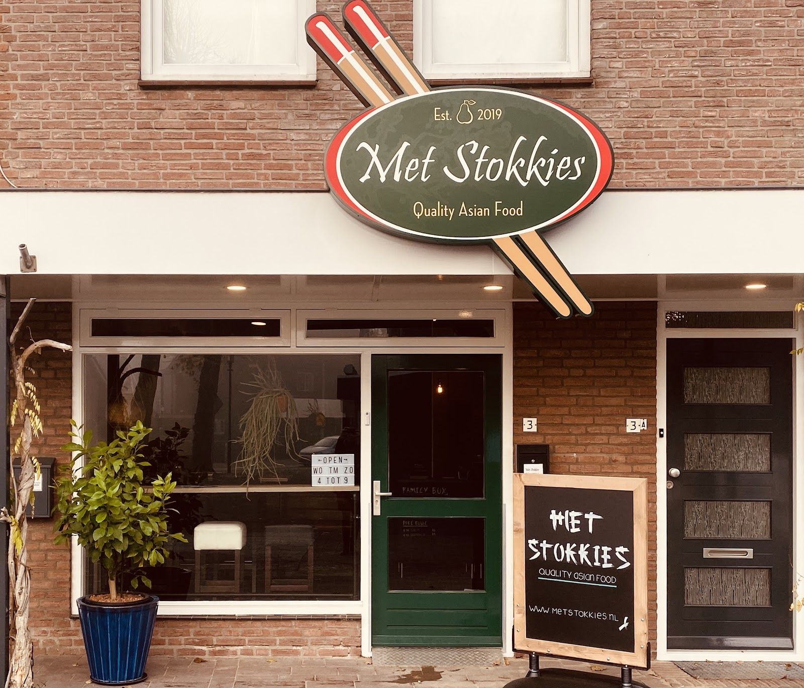 Foto van Met Stokkies