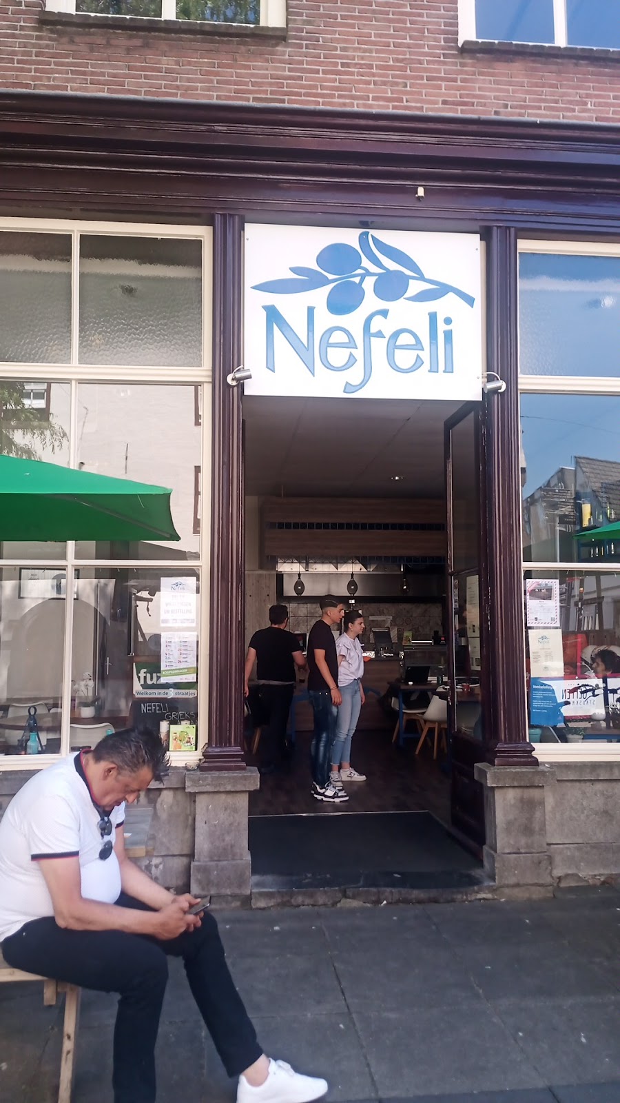 Foto van Nefeli grieks afhalen Tiel