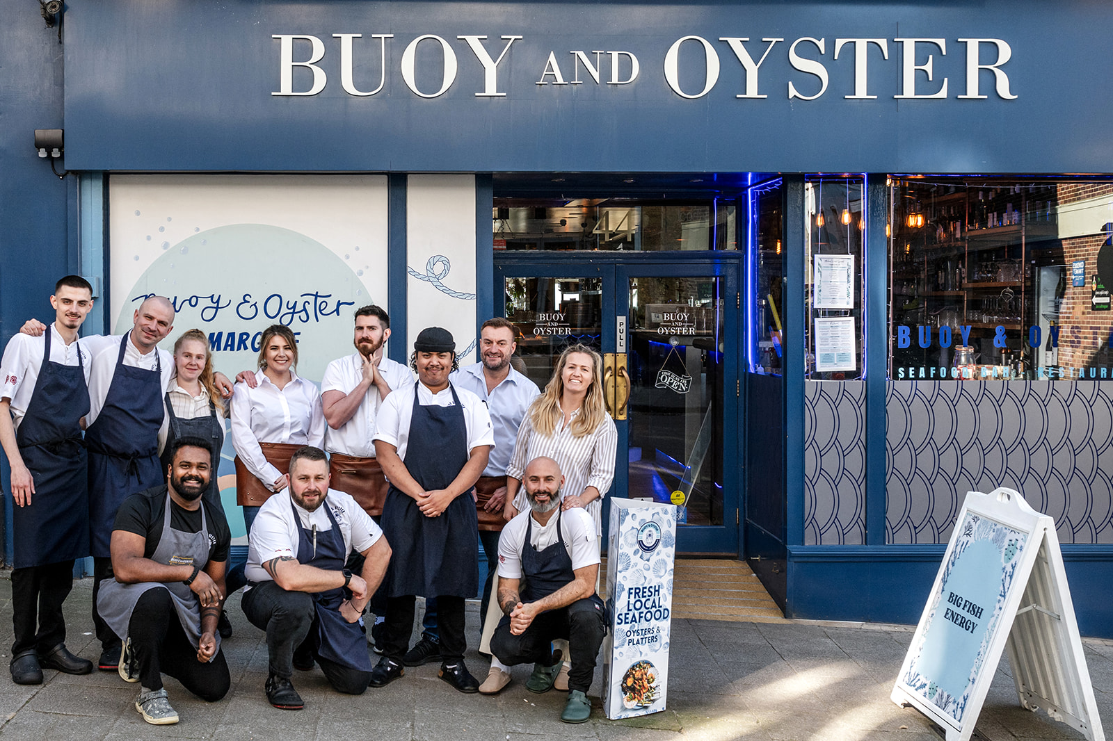 Foto van Buoy and Oyster