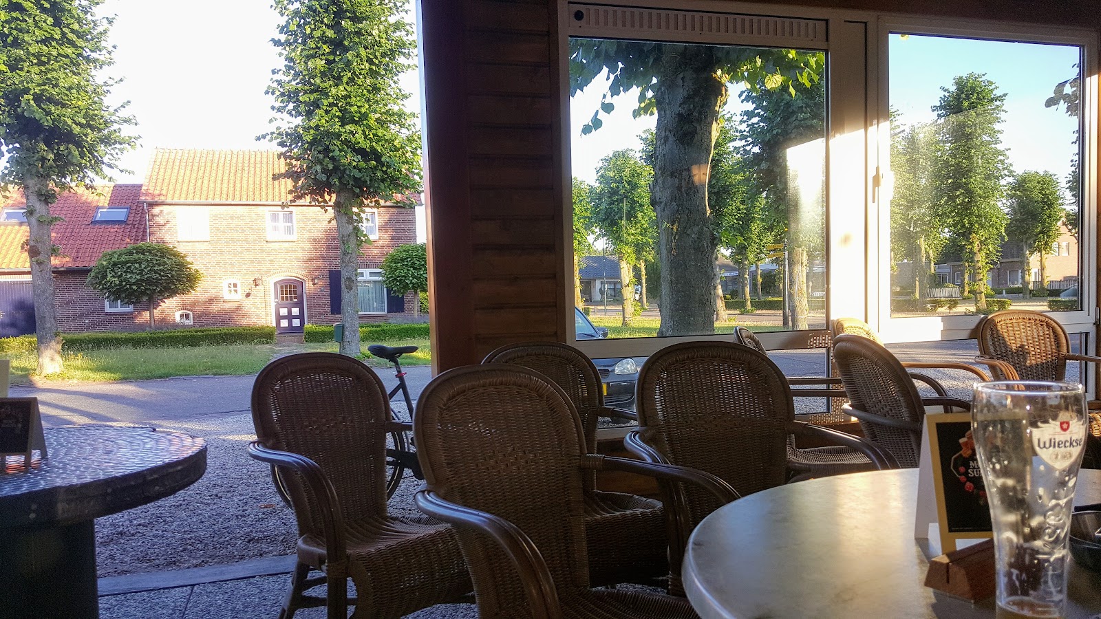 Foto van Buitenlust Landhorst - Cafe - Zaal - Cafetaria