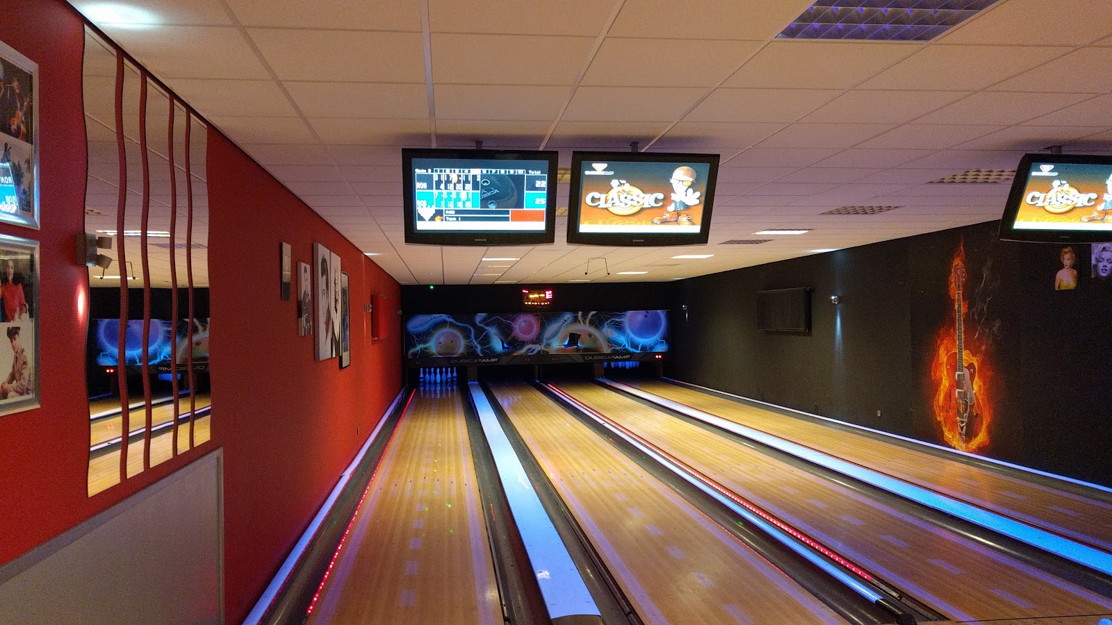 Foto van Bowling- en partycentrum Suyderoogh