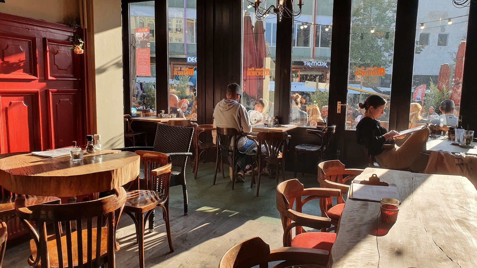 Foto van Grand Café Moenen
