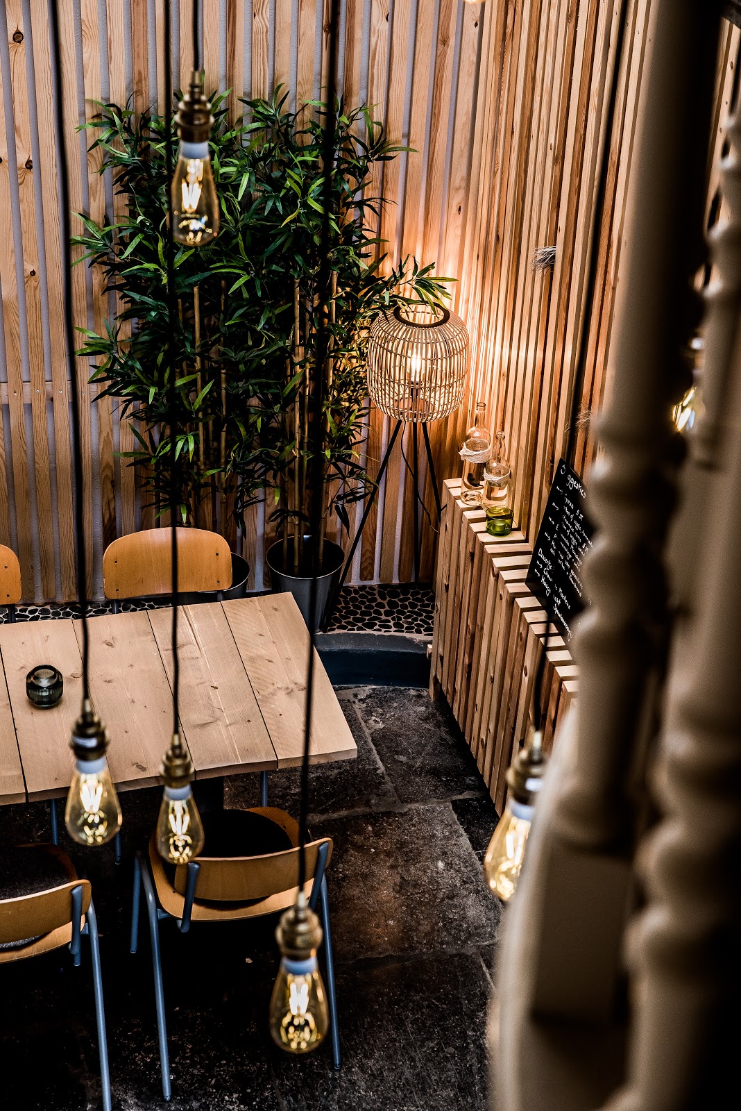 Foto van Carbon bar & kitchen - Streetfood sharing restaurant - Cocktails - Mocktails