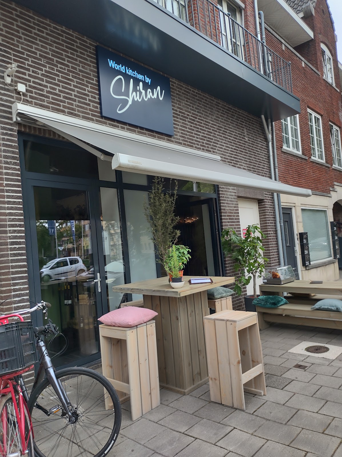 Foto van World kitchen by Shiran