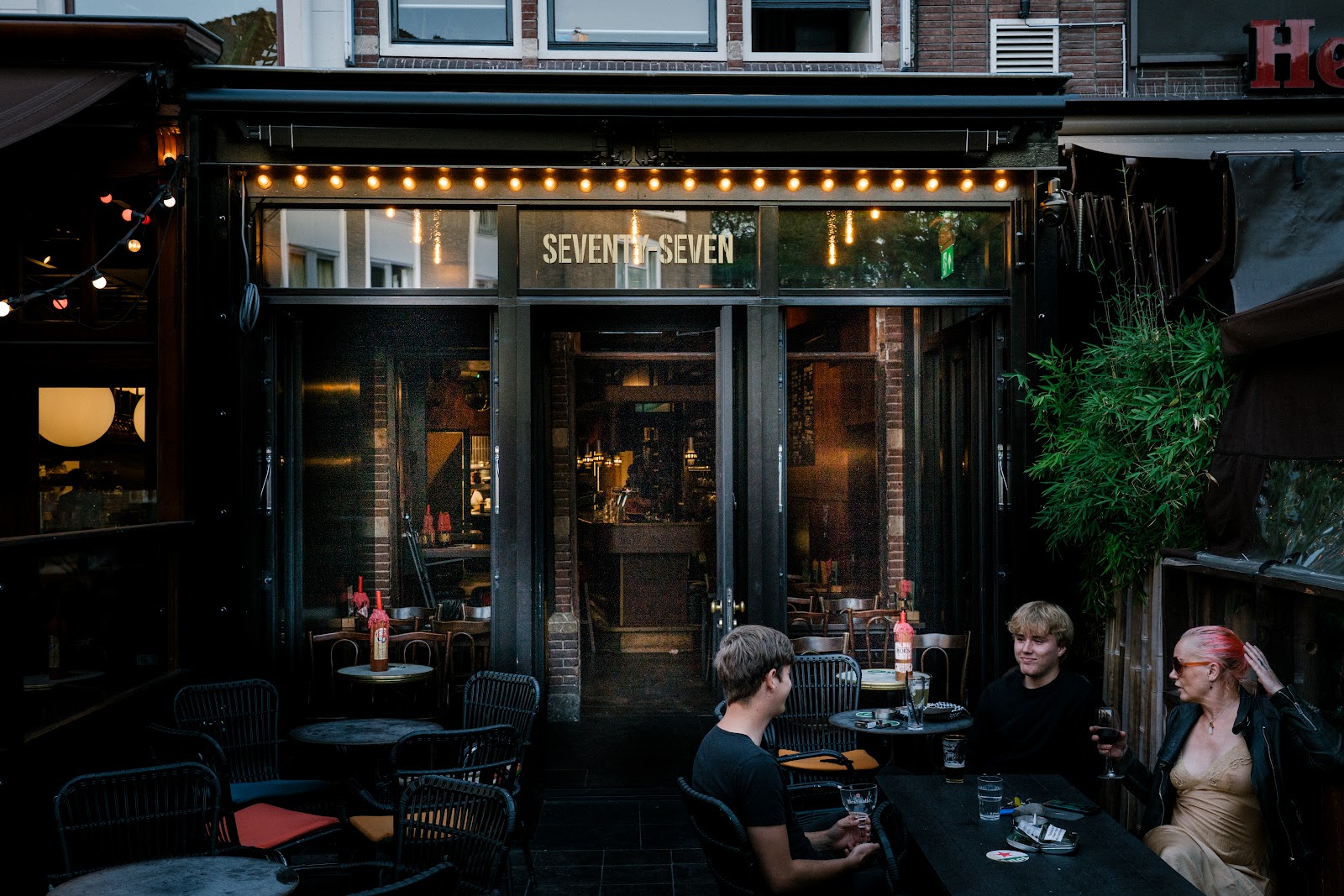Foto van Café Seventy-Seven