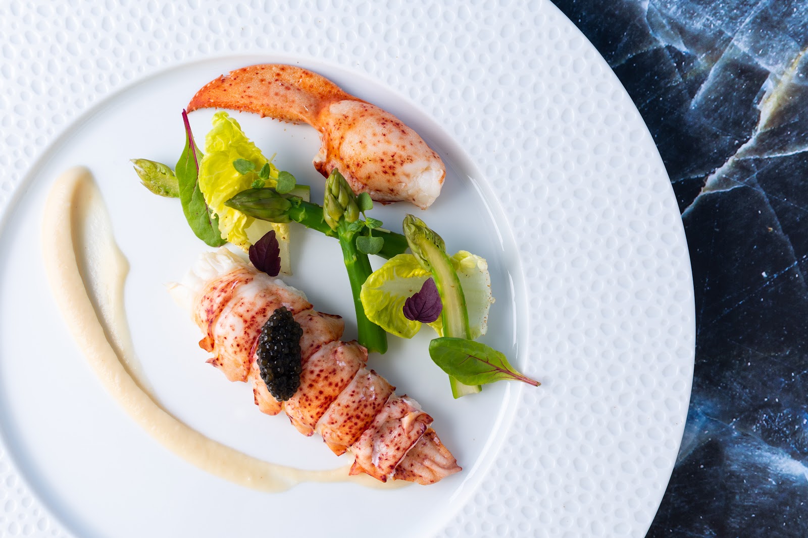 Foto van Oros Restaurant, Monastic Gastronomy - Relais & Châteaux