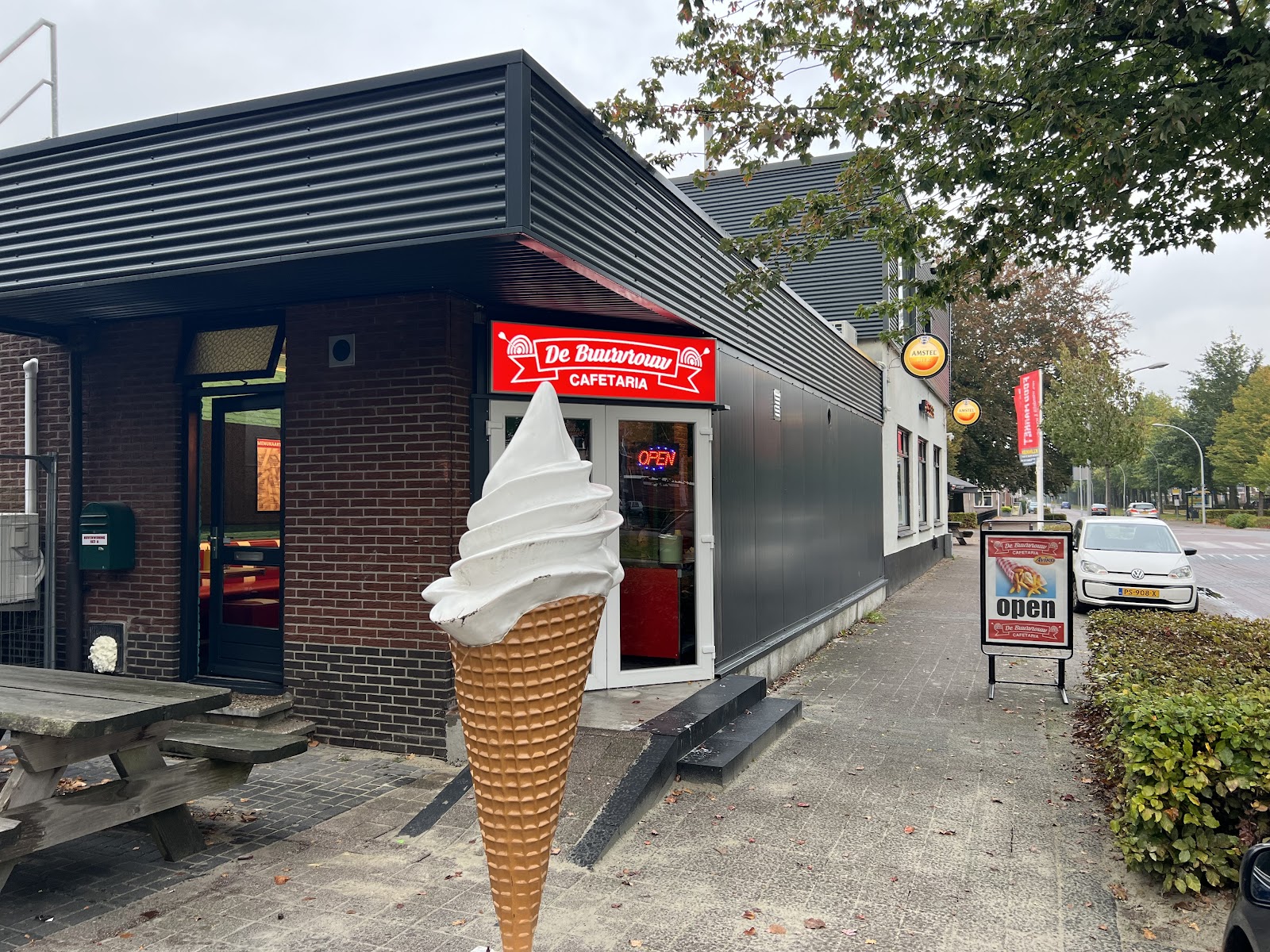 Foto van Cafetaria De Buurvrouw