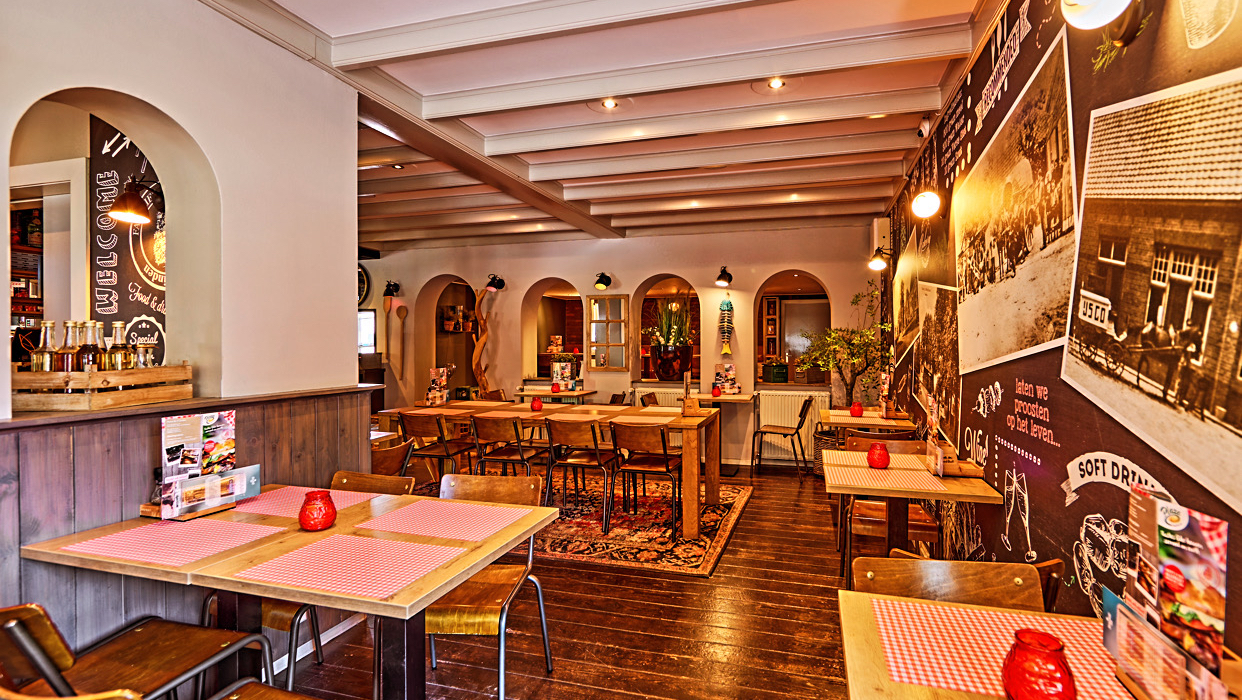 Foto van Familierestaurant Cafetaria De 4 Linden