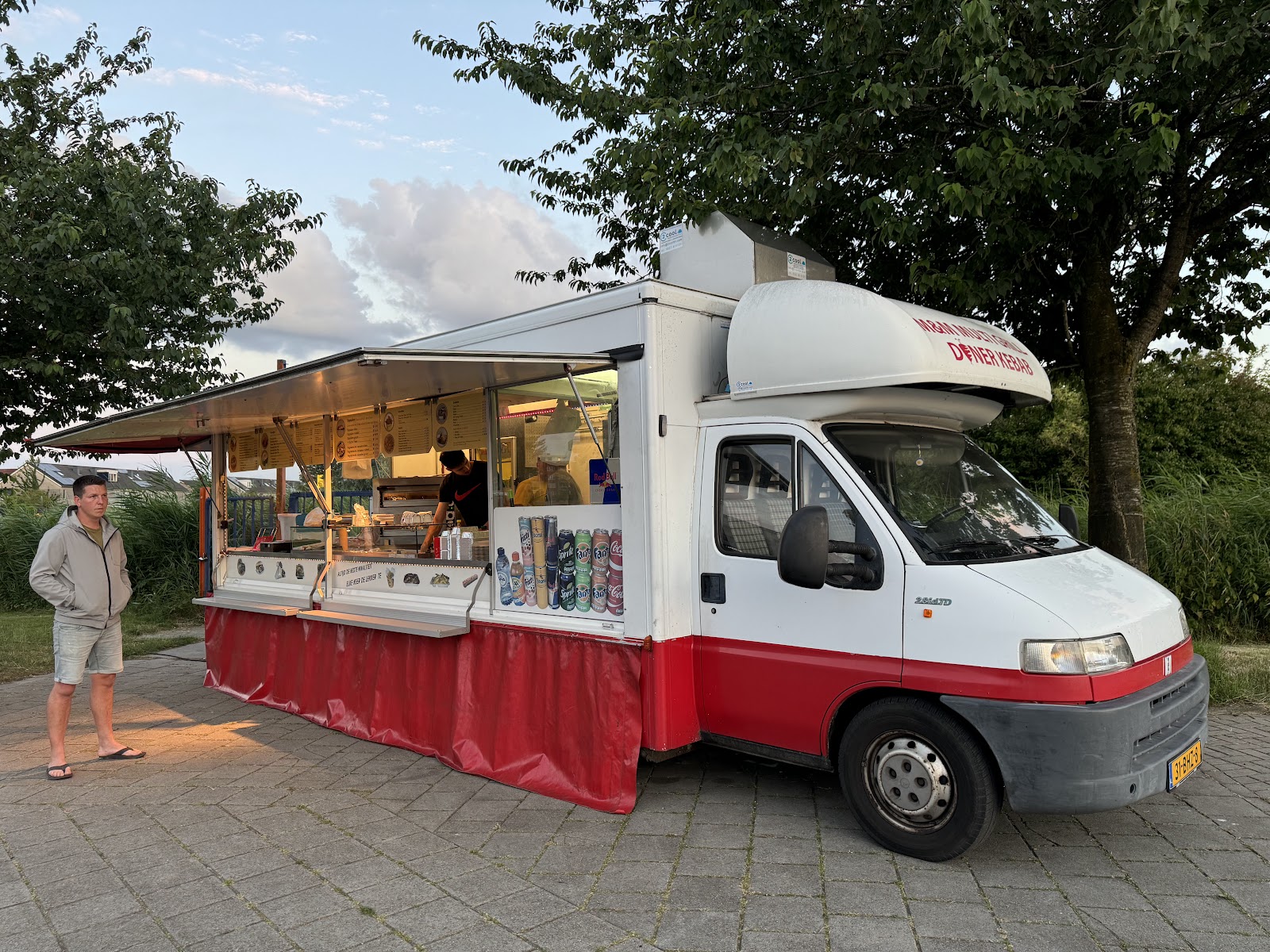 Foto van M & M Multi Grill Döner Kebap Urk